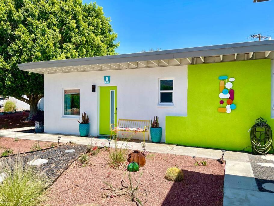 Villa The Flamingo Palms Private 1Bd 1Ba Unit In Duplex Palm Springs Exterior foto